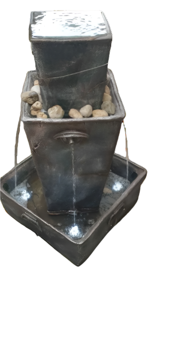 Water feature com with light and pump