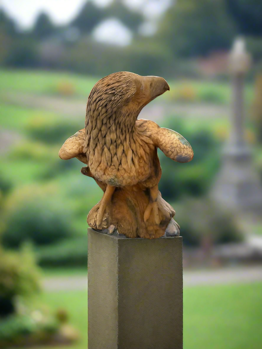 Majestic Eagle Garden Statue